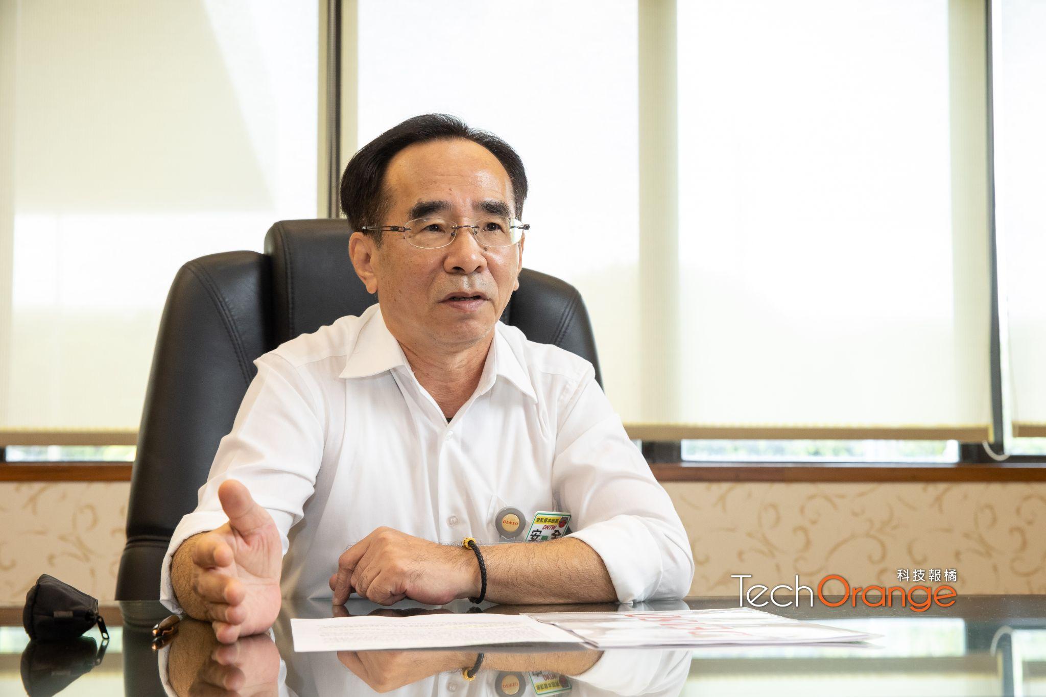 台灣電綜副總經理蔡錦河分享,在導入電磁閥控制給氣區域來減少能源的使用量後,預估可以為台灣電綜降低 72% 的電力使用。